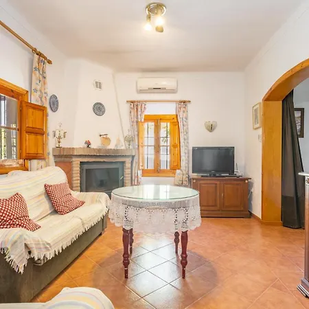 Renthas La Encina, Caminito Del Rey Casa rural *